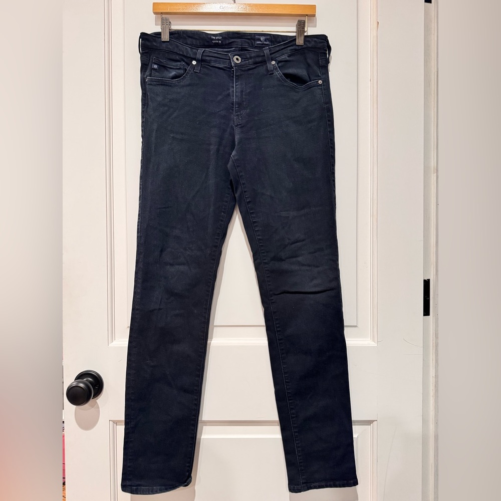 AG adriano goldschmied Women's The Stilt Cigarette Leg Jeans. Size 30R Dark wash